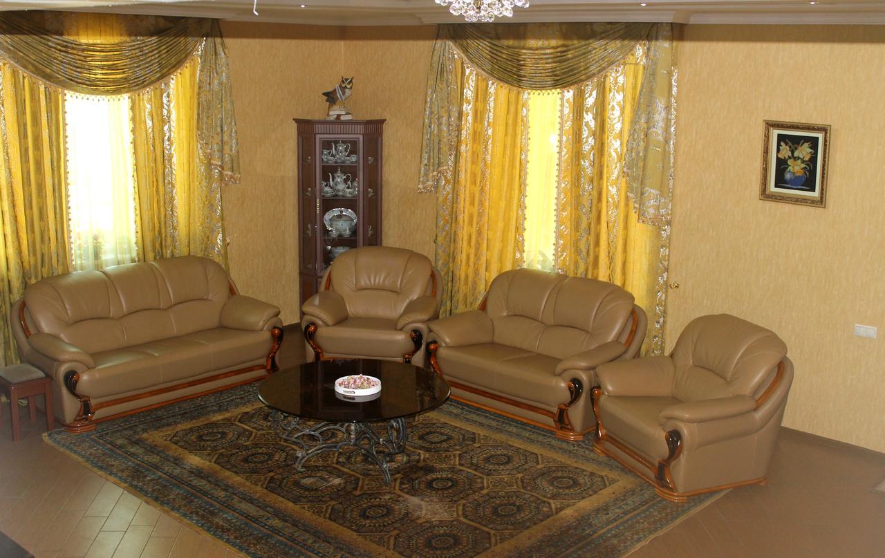 Green Guest House Kutaisi Ngoại thất bức ảnh